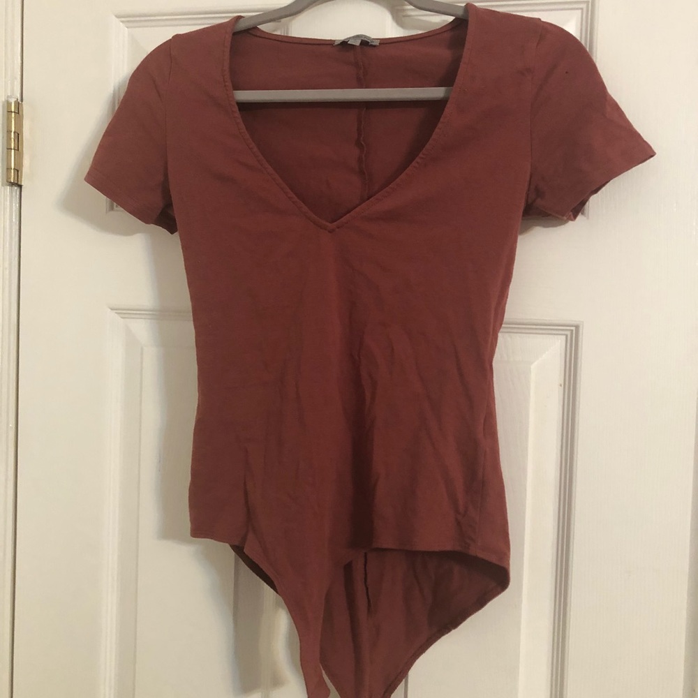pink/red body suit